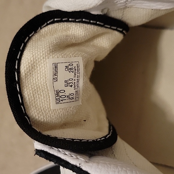 Worn once. Not my style - Picture 2 of 2